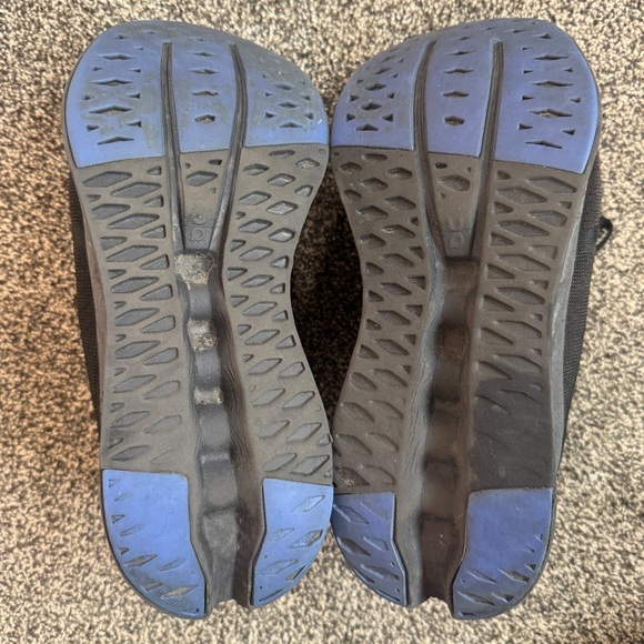 On Cloudstratus Men’s Running Shoes Size 9.5 Black Purple - Read - Picture 6 of 8